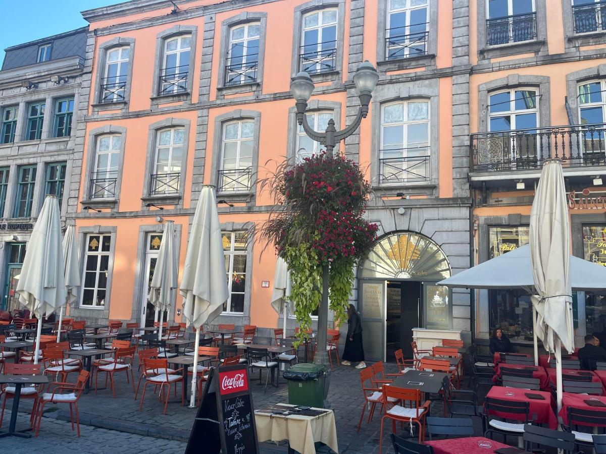 Hotel Grand Place Монс Екстериор снимка