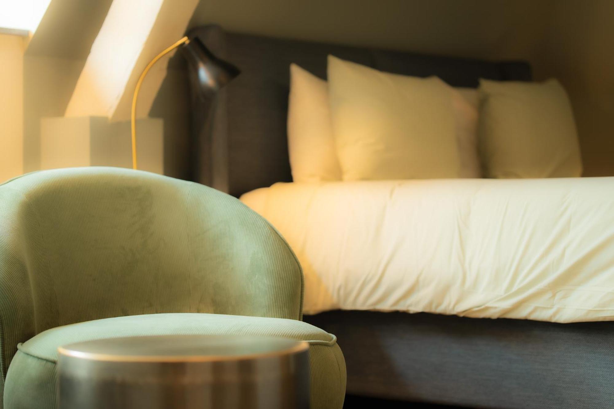 Hotel Grand Place Монс Екстериор снимка